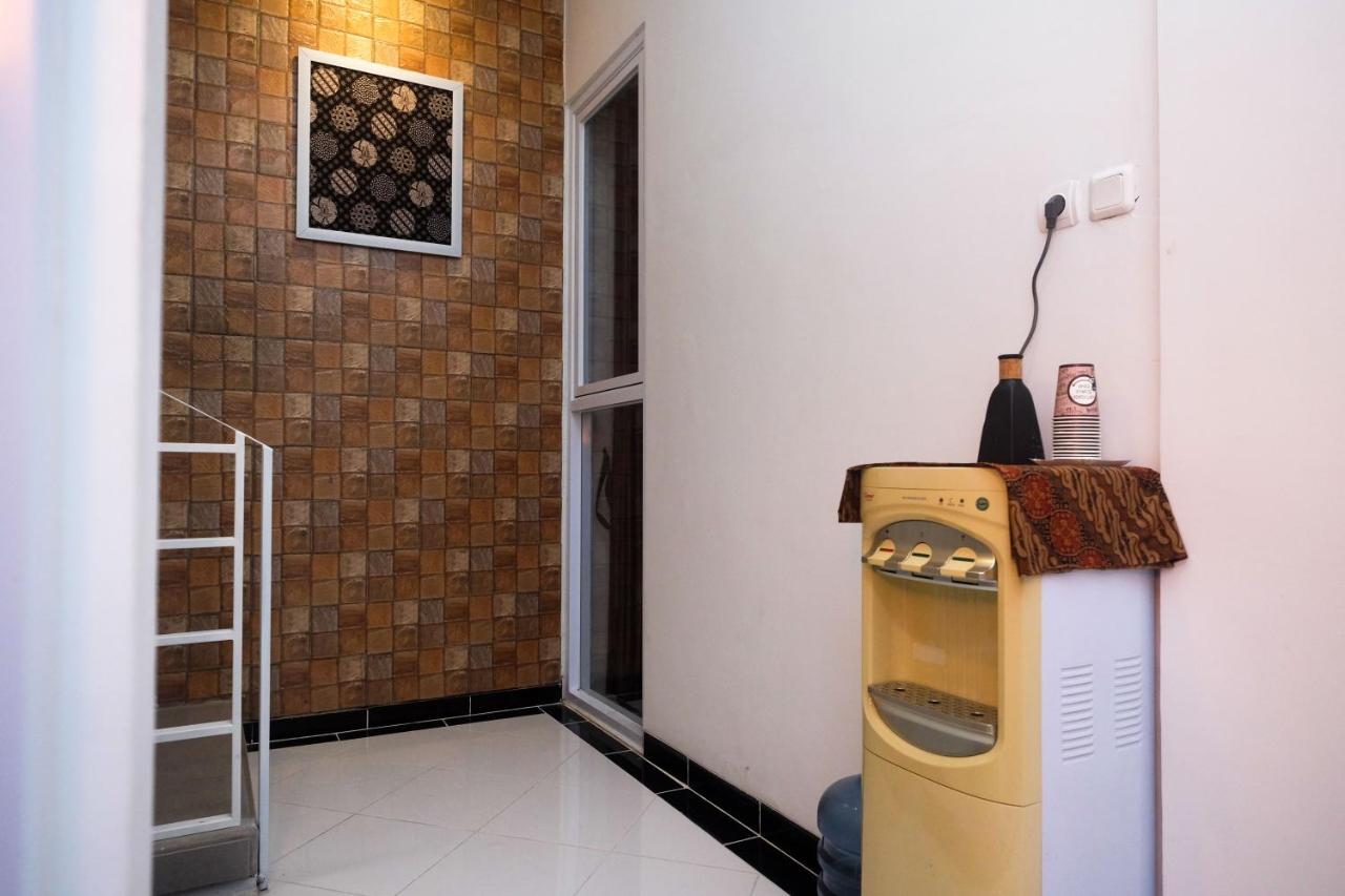 Reddoorz Syariah @ Tlogosari Semarang Ξενοδοχείο Alastuwo Εξωτερικό φωτογραφία