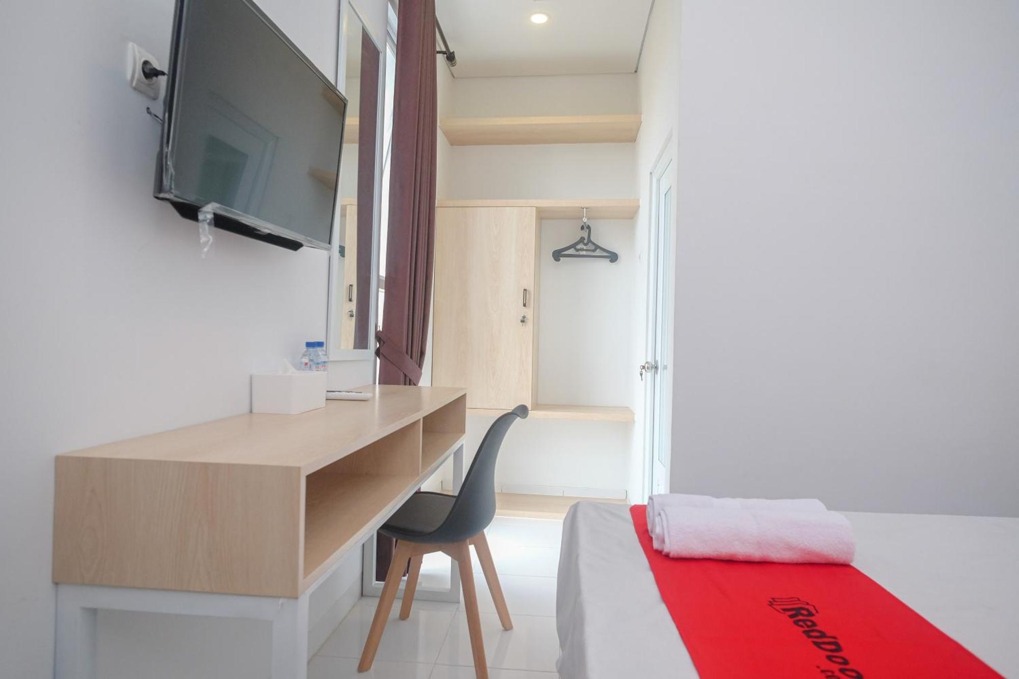 Reddoorz Syariah @ Tlogosari Semarang Ξενοδοχείο Alastuwo Εξωτερικό φωτογραφία